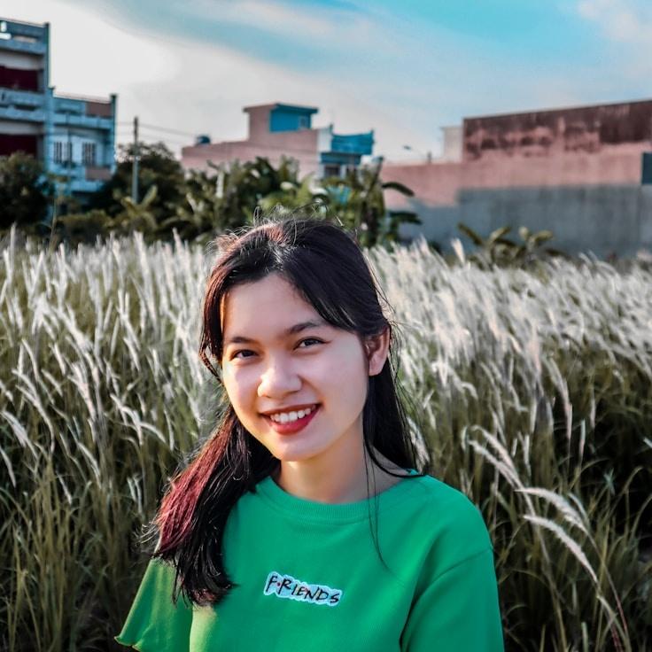 Ravi Kapoor, Client Relations Director, discussing corporate gifting strategy with business clients